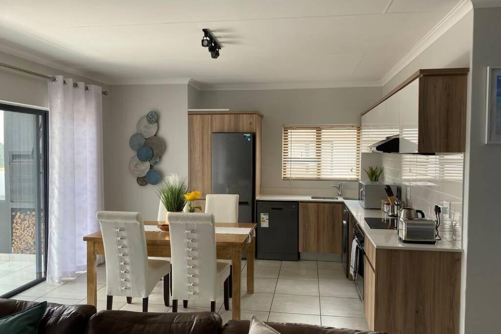 Апартаменты Penthouse 172 At The Blyde Crystal Lagoon Претория Экстерьер фото